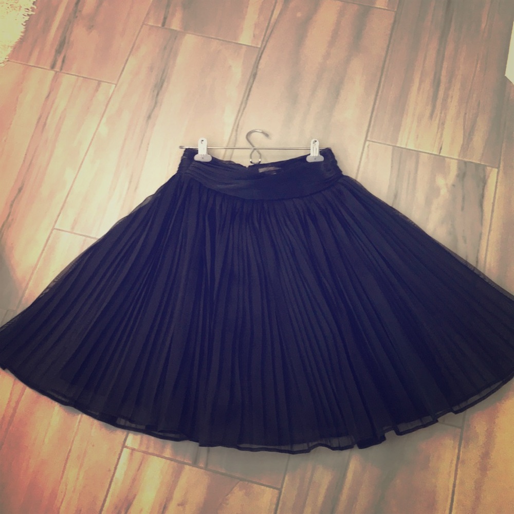 Long Black Float Float Skirt - image 1